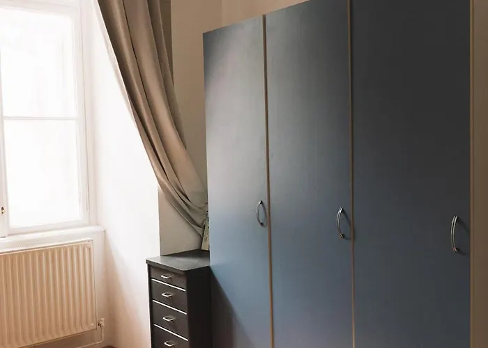 Designer Historical 2bd By Mitte * Wien