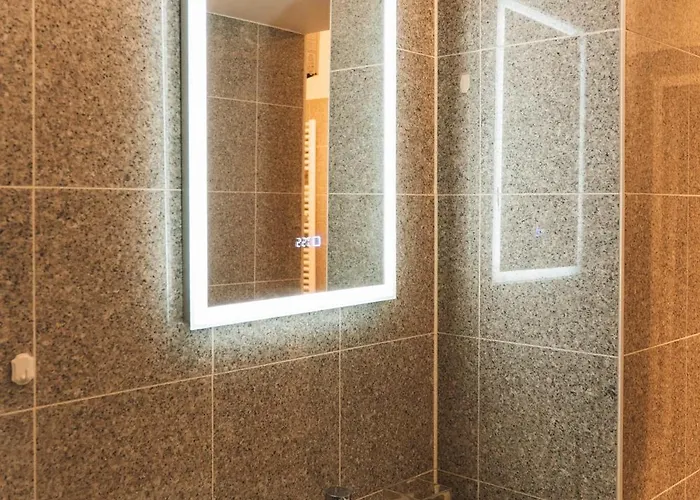 Designer Historical 2bd By Mitte Wien